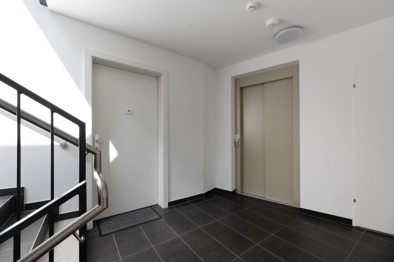 Stylisches Apartment In Zentraler Gruenruhelage Mit Garagenplatz Vienna Esterno foto