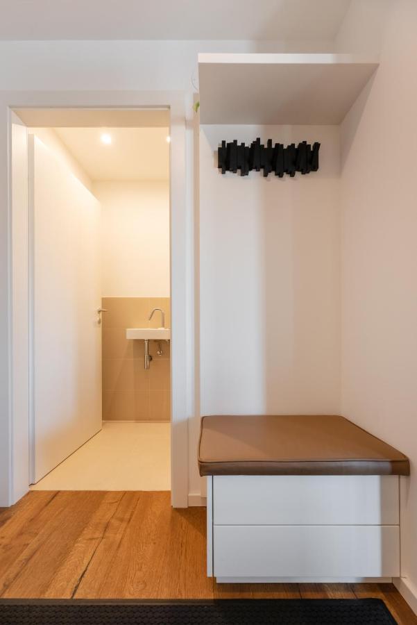 Stylisches Apartment In Zentraler Gruenruhelage Mit Garagenplatz Vienna Esterno foto