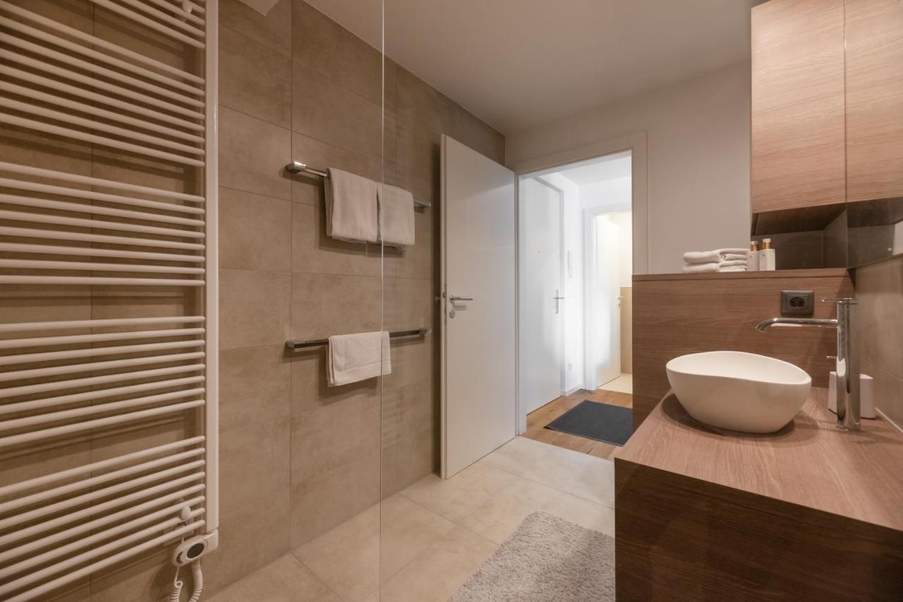 Stylisches Apartment In Zentraler Gruenruhelage Mit Garagenplatz Vienna Esterno foto